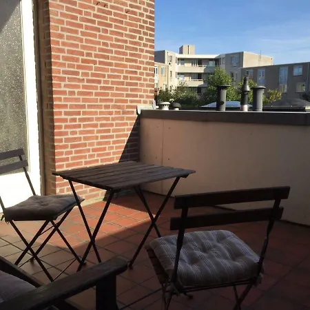 Central Apartment *